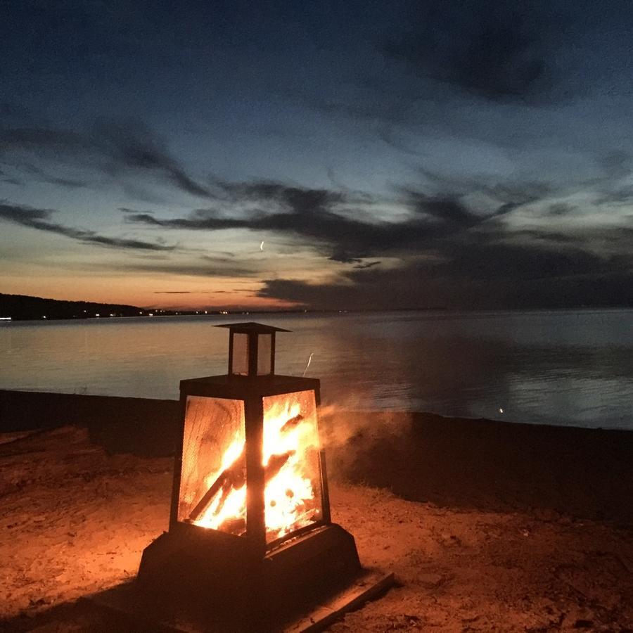 צ'מבורד Maison Sur La Plage מראה חיצוני תמונה
